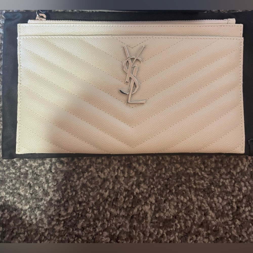 YSL pouch light cream